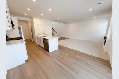 3022 Basswood Street, Little Canada, MN 55117 - Photo 7