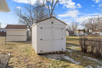 1103 18th Street NE, Austin, MN 55912 - Photo 11