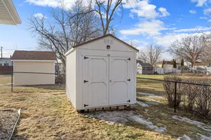 1103 18th St NE, Austin, MN 55912 - Photo 11