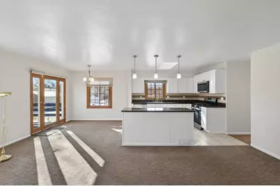 5604 Perry Avenue N, Crystal, MN 55429 - Photo 5