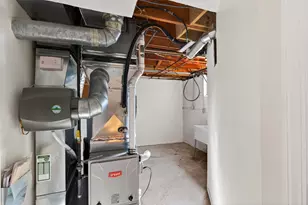 5604 Perry Ave N, Crystal, MN 55429 - Photo 23