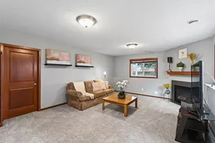 216 Arabian Ave W, Shakopee, MN 55379 - Photo 17