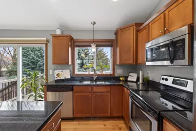 216 Arabian Avenue W, Shakopee, MN 55379 - Photo 7