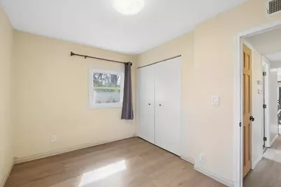 8704 Crest Road, Bloomington, MN 55425 - Photo 17