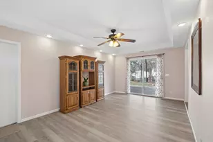 8704 Crest Rd, Bloomington, MN 55425 - Photo 5