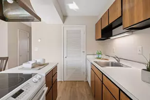 6433 Barrie Rd, Edina, MN 55435 - Photo 17