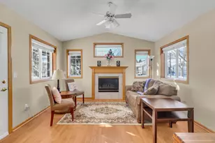 8568 Stratford Ln, Brooklyn Park, MN 55443 - Photo 5