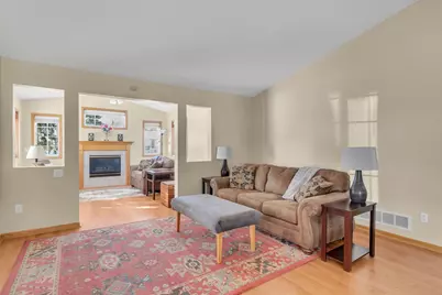 8568 Stratford Lane, Brooklyn Park, MN 55443 - Photo 3