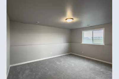 1896 19th Avenue N, Wahpeton,  58075 - Photo 17