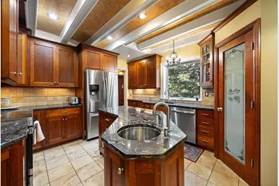 124 N Hawthorne Road, Duluth, MN 55812 - Photo 3