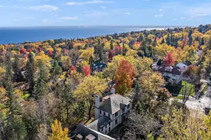 124 N Hawthorne Rd, Duluth, MN 55812 - Photo 5