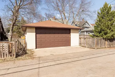1060 Lincoln Avenue, Saint Paul, MN 55105 - Photo 43