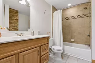 1060 Lincoln Ave, Saint Paul, MN 55105 - Photo 31