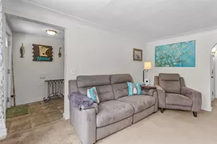 176 Hanson Rd, Mahtomedi, MN 55115 - Photo 7