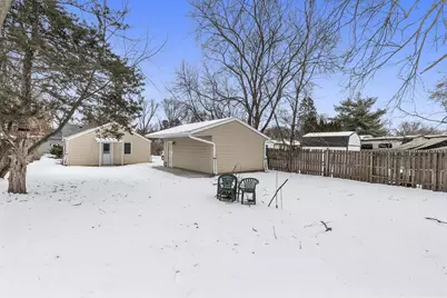 176 Hanson Road, Mahtomedi, MN 55115 - Photo 25