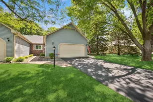 2639 Lake Ct Cir, Mounds View, MN 55112 - Photo 21