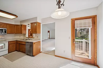 2639 Lake Court Circle #81, Mounds View, MN 55112 - Photo 7