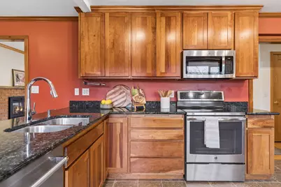 2231 Quebec Avenue S, Saint Louis Park, MN 55426 - Photo 9