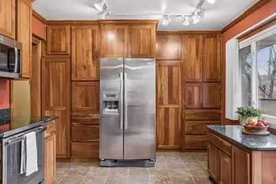 2231 Quebec Avenue S, Saint Louis Park, MN 55426 - Photo 11