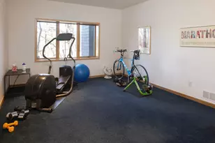 14898 Boulder Pointe Rd, Eden Prairie, MN 55347 - Photo 33