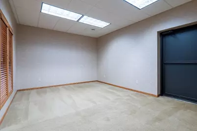 146 2nd Avenue NE, Valley City, ND 58072 - Photo 5