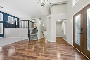 7424 Taylor Dr, Savage, MN 55378 - Photo 3