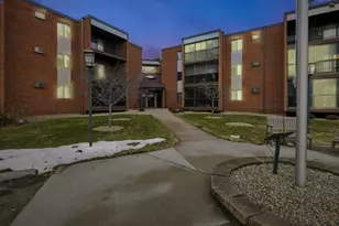 1800 Riverwood Dr, Burnsville, MN 55337 - Photo 33