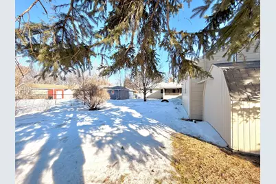 1819 6th Street S, Moorhead, MN 56560 - Photo 5