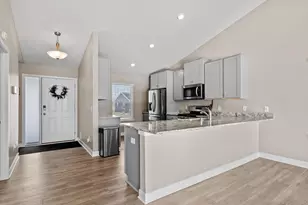 20646 Gosford Way, Lakeville, MN 55044 - Photo 7