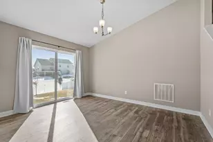 20646 Gosford Way, Lakeville, MN 55044 - Photo 19