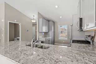 20646 Gosford Way, Lakeville, MN 55044 - Photo 13