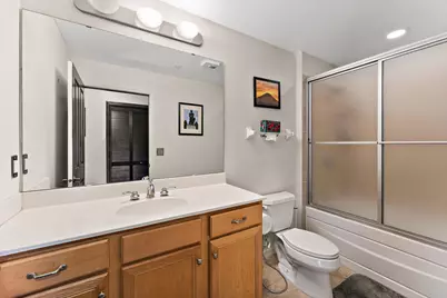 500 E Grant Street #1806, Minneapolis, MN 55404 - Photo 11