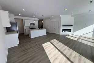 4760 Airlake Curv, Woodbury, MN 55129 - Photo 9