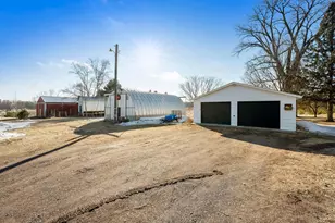 32266 Virgo St NE, North Branch, MN 55056 - Photo 29