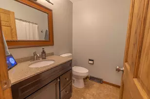 2408 16th Ave S, Fargo,  58103 - Photo 9