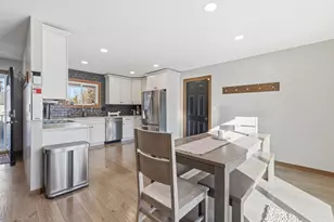 2408 16th Ave S, Fargo,  58103 - Photo 3