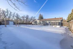 2408 16th Ave S, Fargo,  58103 - Photo 23