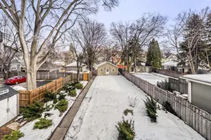 3115 E Bde Maka Ska Pkwy, Minneapolis, MN 55408 - Photo 27