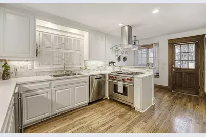 3115 E Bde Maka Ska Parkway, Minneapolis, MN 55408 - Photo 9