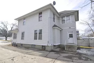 929 1st St SW, Rochester, MN 55902 - Photo 17