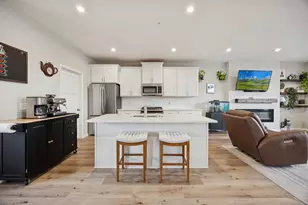 13485 Territorial Cir N, Maple Grove, MN 55369 - Photo 9