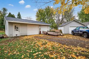 802 N 2nd St, Princeton, MN 55371 - Photo 35