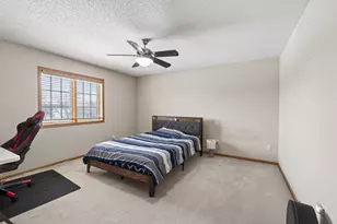 10010 Fallgold Parkway N, Brooklyn Park, MN 55443 - Photo 17