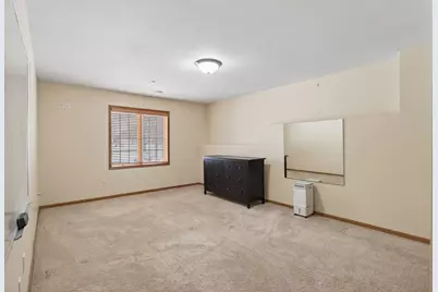 10010 Fallgold Parkway N, Brooklyn Park, MN 55443 - Photo 29