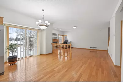 10010 Fallgold Parkway N, Brooklyn Park, MN 55443 - Photo 9