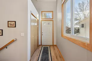 6112 Creek Line Dr, Minnetonka, MN 55345 - Photo 3