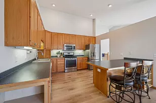 6112 Creek Line Dr, Minnetonka, MN 55345 - Photo 11