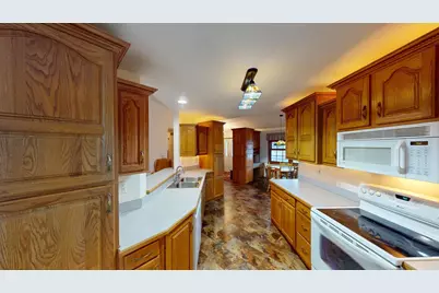 19654 Bluffview Place, Galesville, WI 54630 - Photo 5