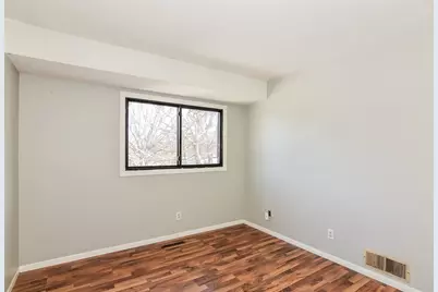 6686 Ives Lane N, Maple Grove, MN 55369 - Photo 9