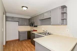 6686 Ives Ln N, Maple Grove, MN 55369 - Photo 5